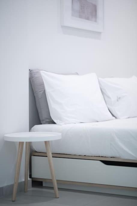 Luxury Studio With Garden Next To Acropolis 아테네 외부 사진
